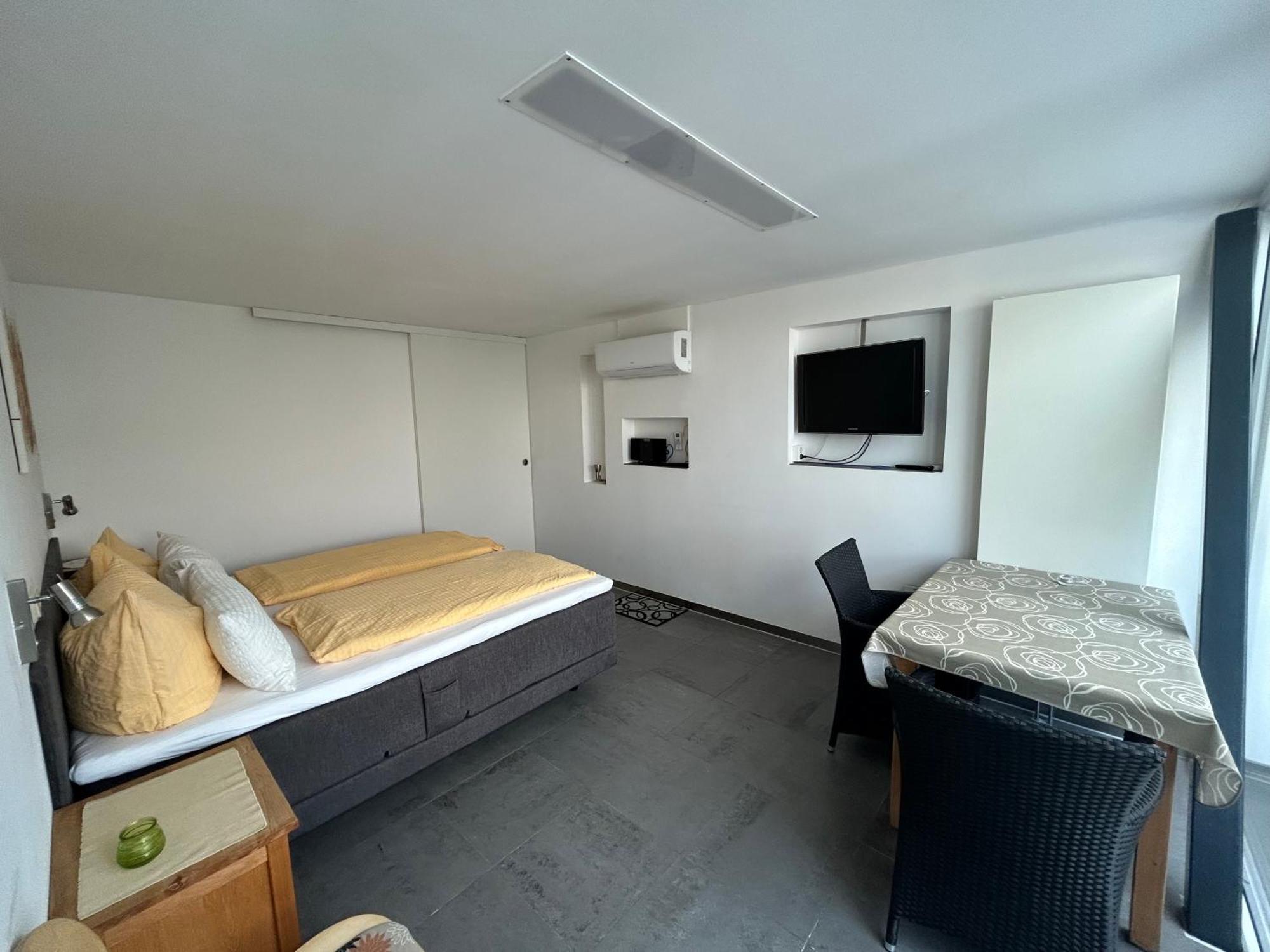 Gästehaus Sommertal Meersburg Zimmer foto